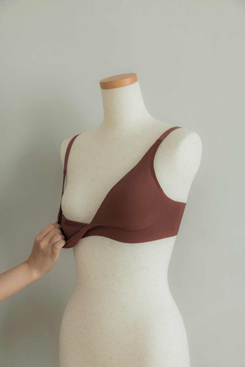 もちフィット 授乳時のカップの下げ方